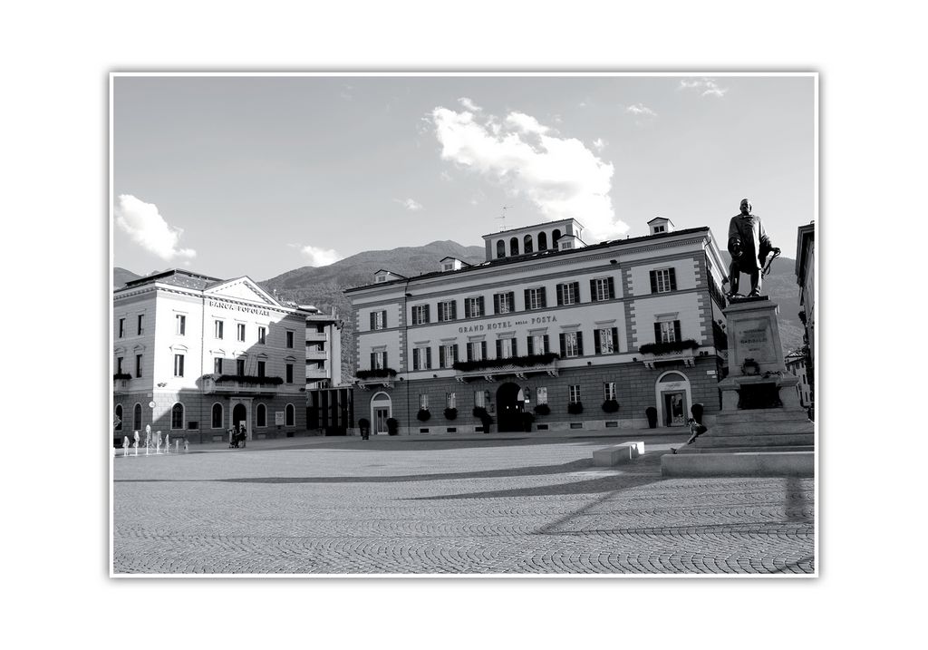 1126-Piazza-Garibaldi-BN
